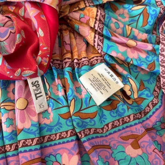 Spell & The Gypsy Lotus Jacket Ruby Red
 Size Oversized XS - Picture 12 of 14